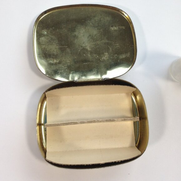 Sterilizing Outfit Tin Box Vintage pharmacy drug store Canada Pharmacal Co - Picture 10 of 10